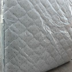 Colchón king exelentes condiciones