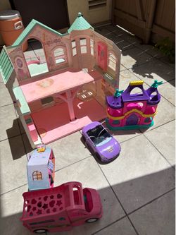 Doll house