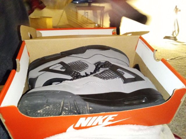 Jordan4 Retro Cool Gray