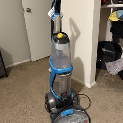 BISSELL ProHeat 2X Revolution Pet Pro Plus, Upright Deep Cleaner Carpet Cleaner