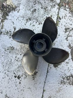 Propeller Solas Amita 9413-130-15 