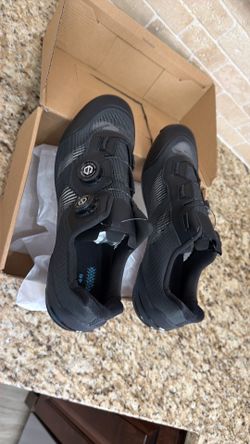 Unpaid biking shoe size 46