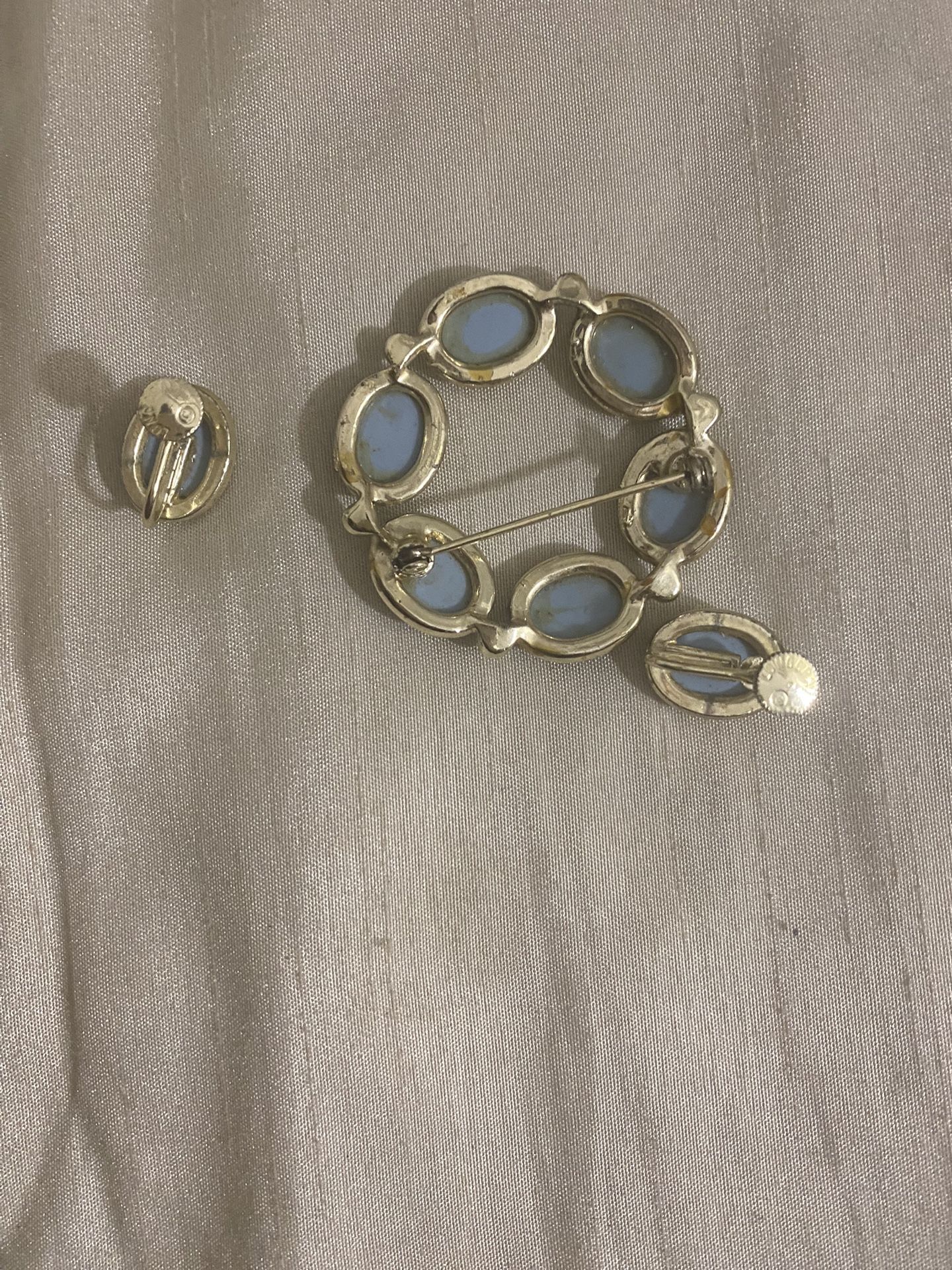 Very beautiful antique $30