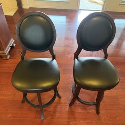 2 Nice Bar Stools $80 For The 2 Pick Up In Plano 