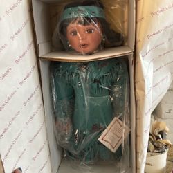 Hamilton Collection ''Meadowlark'' American Chippewa Indian Porcelain Doll 18"T The Proud Spirit Of An American Chippewa Indian Collectable Doll