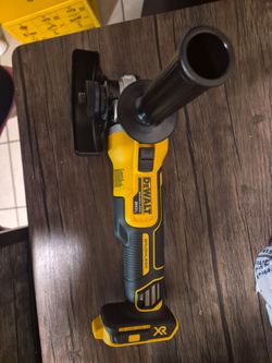 Dewalt