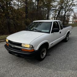 1999 Chevrolet S-10  