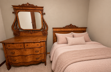 Title: Vintage Victorian Solid Wood Bedroom Set – Dresser, Mirror & Bed – $300