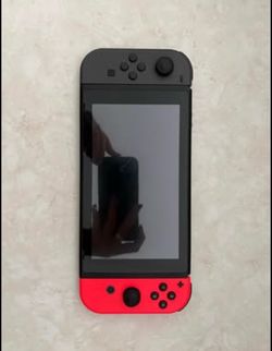 Nintendo Switch Bundle + Pokémon Shield – Great Condition