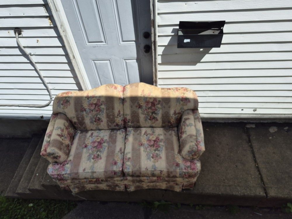 Loveseat And Chairs