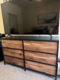 Bedroom dresser