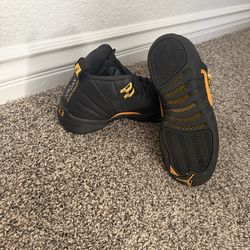 Air Jordan 12 Retro “Black Taxi”