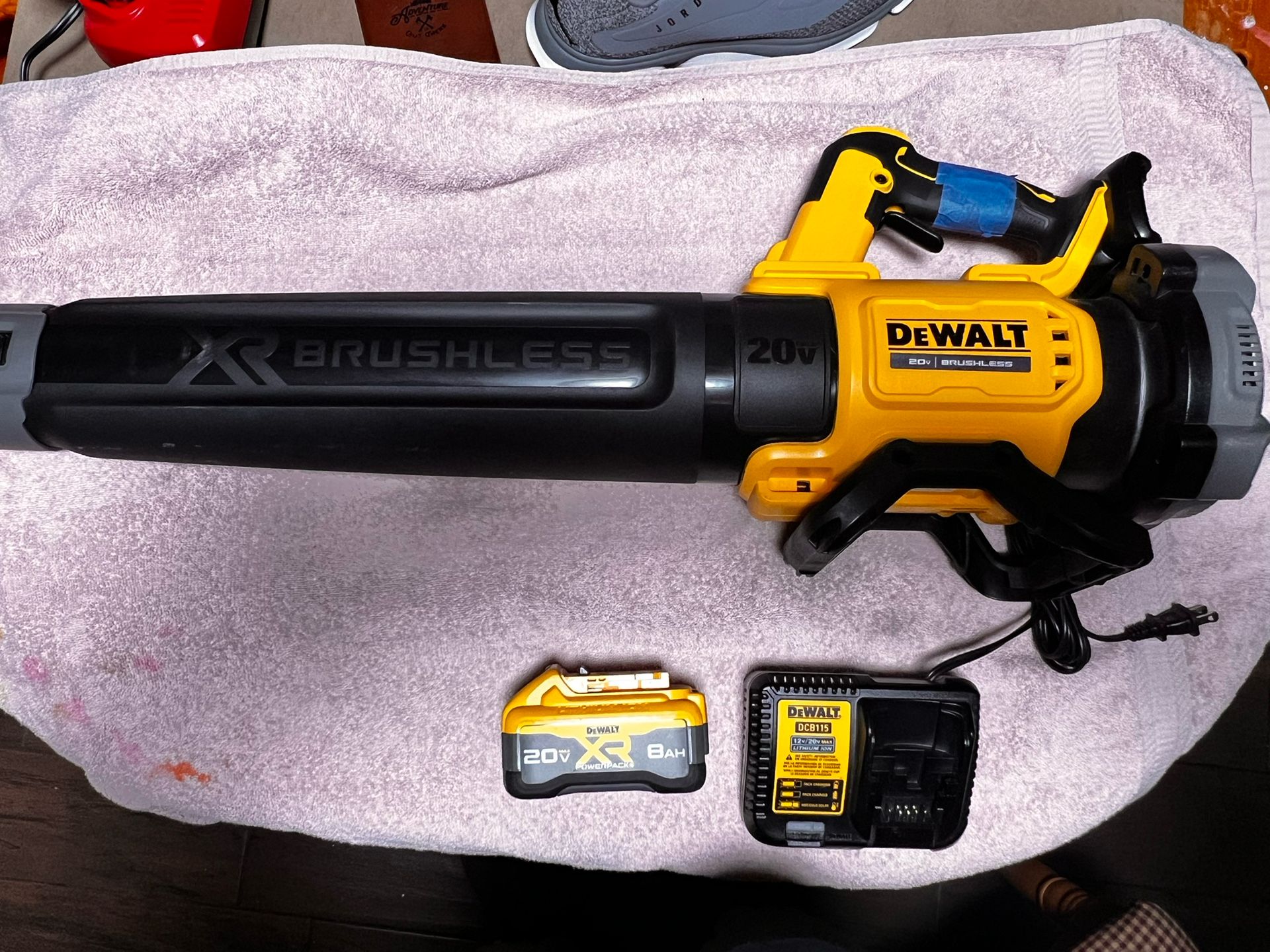 Dewalt Blower With Battery/Charger