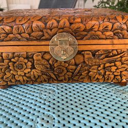 vintage Chinese wood hand-carved box