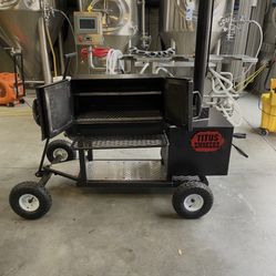 Custom Titus Smoker 