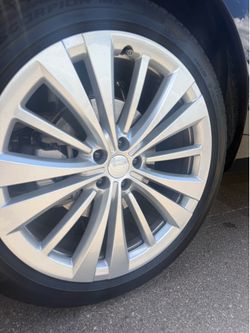 Range Rover stock wheel