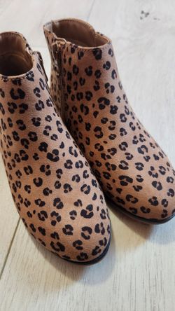 Girls Cheetah Boots