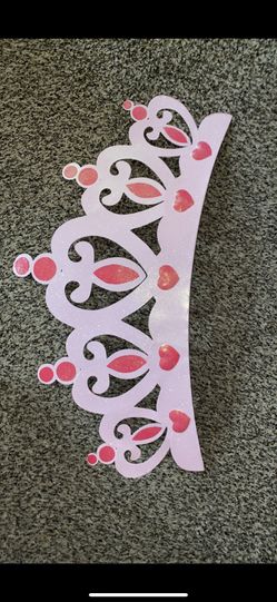 Pink Crown Metal Wall Decor