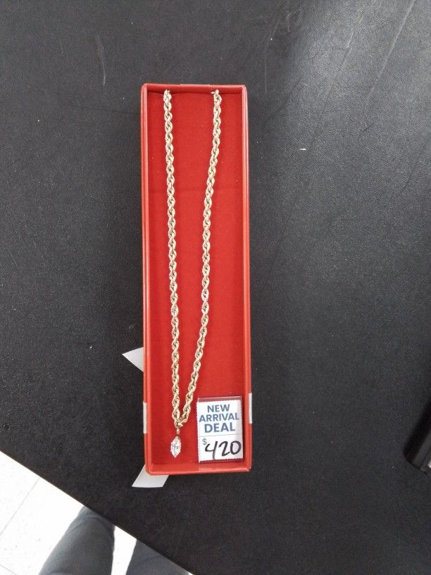 Rope Chain With Pendant 