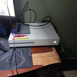 Xbox One S
