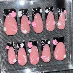 Custom Press On Nails