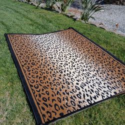 5 By 7 Space rug Leopard 