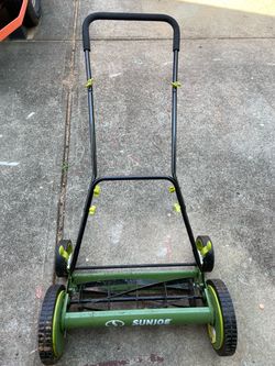 Sunjoe 18 inch manual push lawnmower