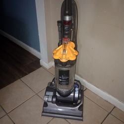 Dyson DC33 Over A Thousand Dollars New 