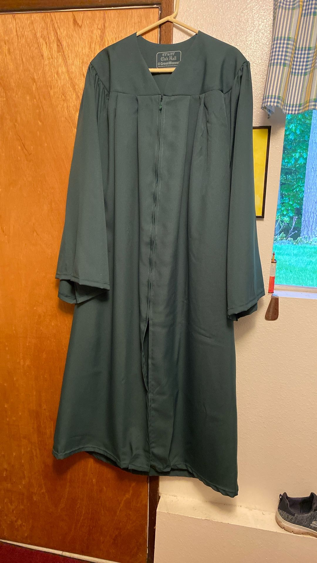 Hunter Green cap and gown- SCC