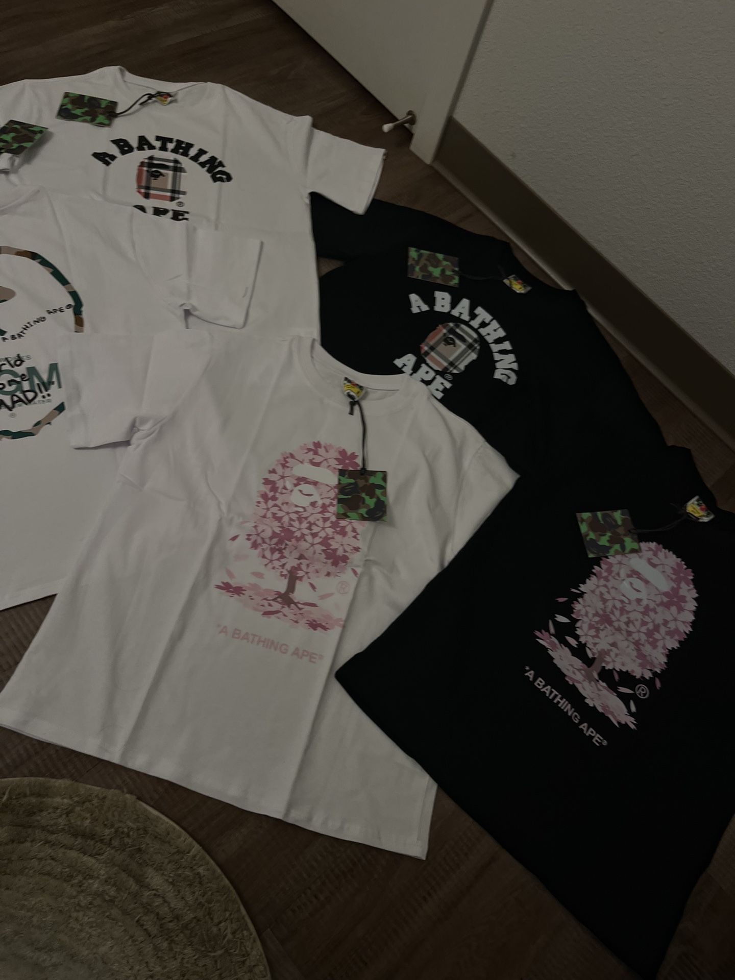 Bape T