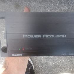 Power Acoustic Razor. R Z 1-1500D  Car Amp