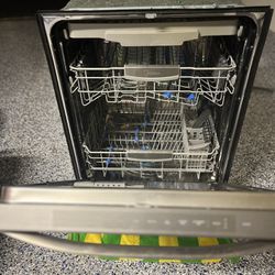 Midea Dishwasher 