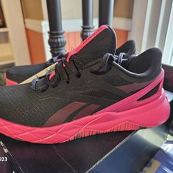 (NEW) Reebok Nanoflex TR Women’s Black/Pink Athletic Shoes