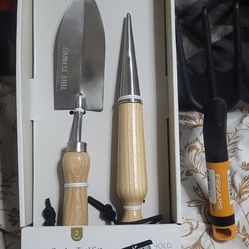 Brand New 3-Piece Garden Tool Bundle – Threshold & Fiskars