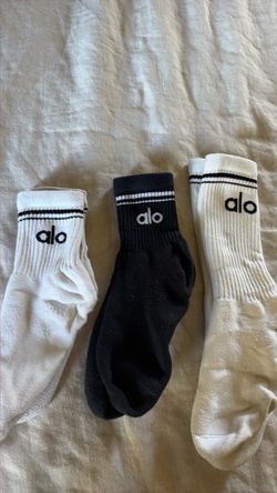 Alo yoga socks