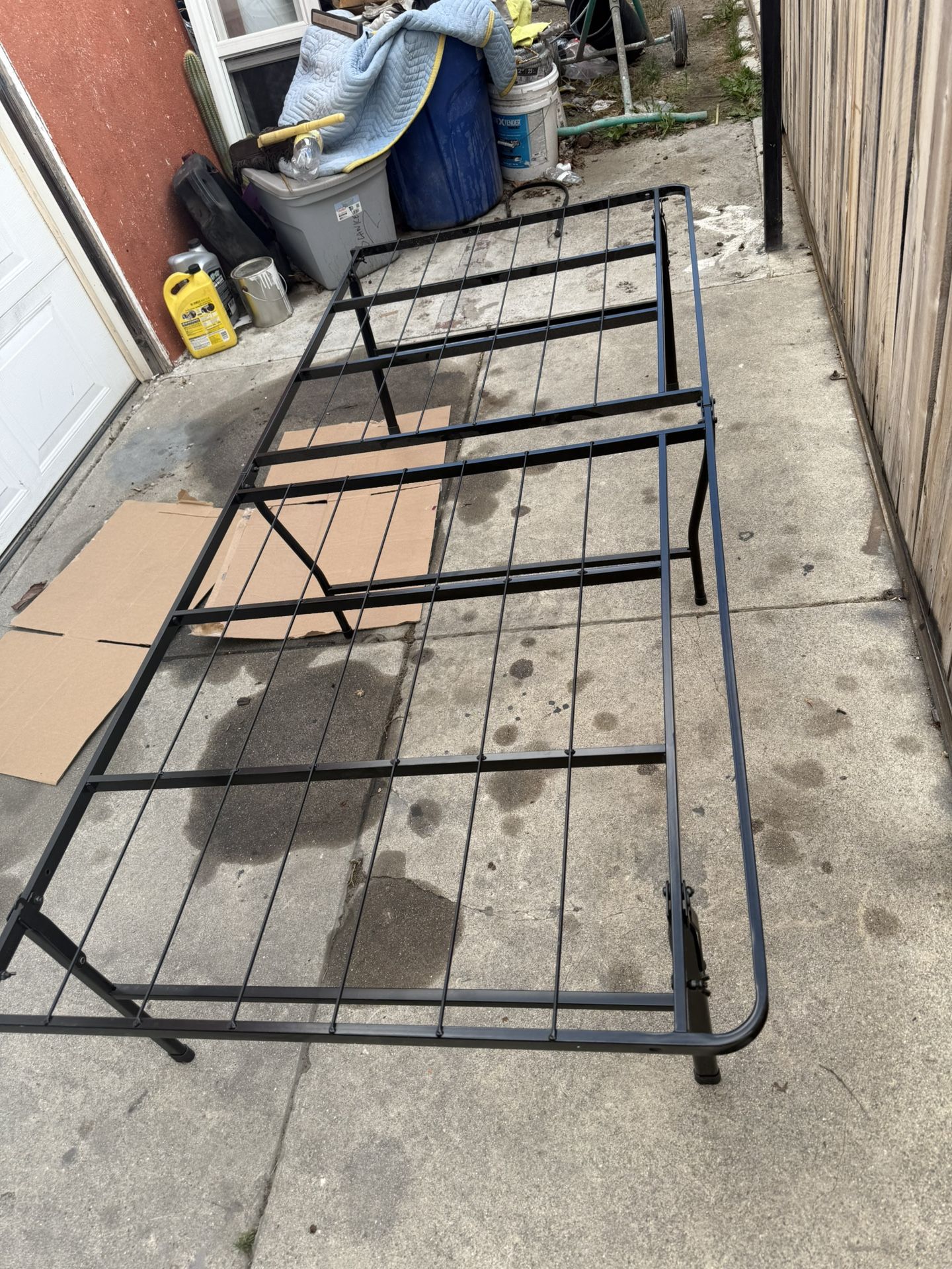 Two Twin Bed Metal Frames