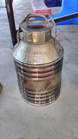 Vintage 1950s Oil Barrel Standard Oil Company. Of Ca.