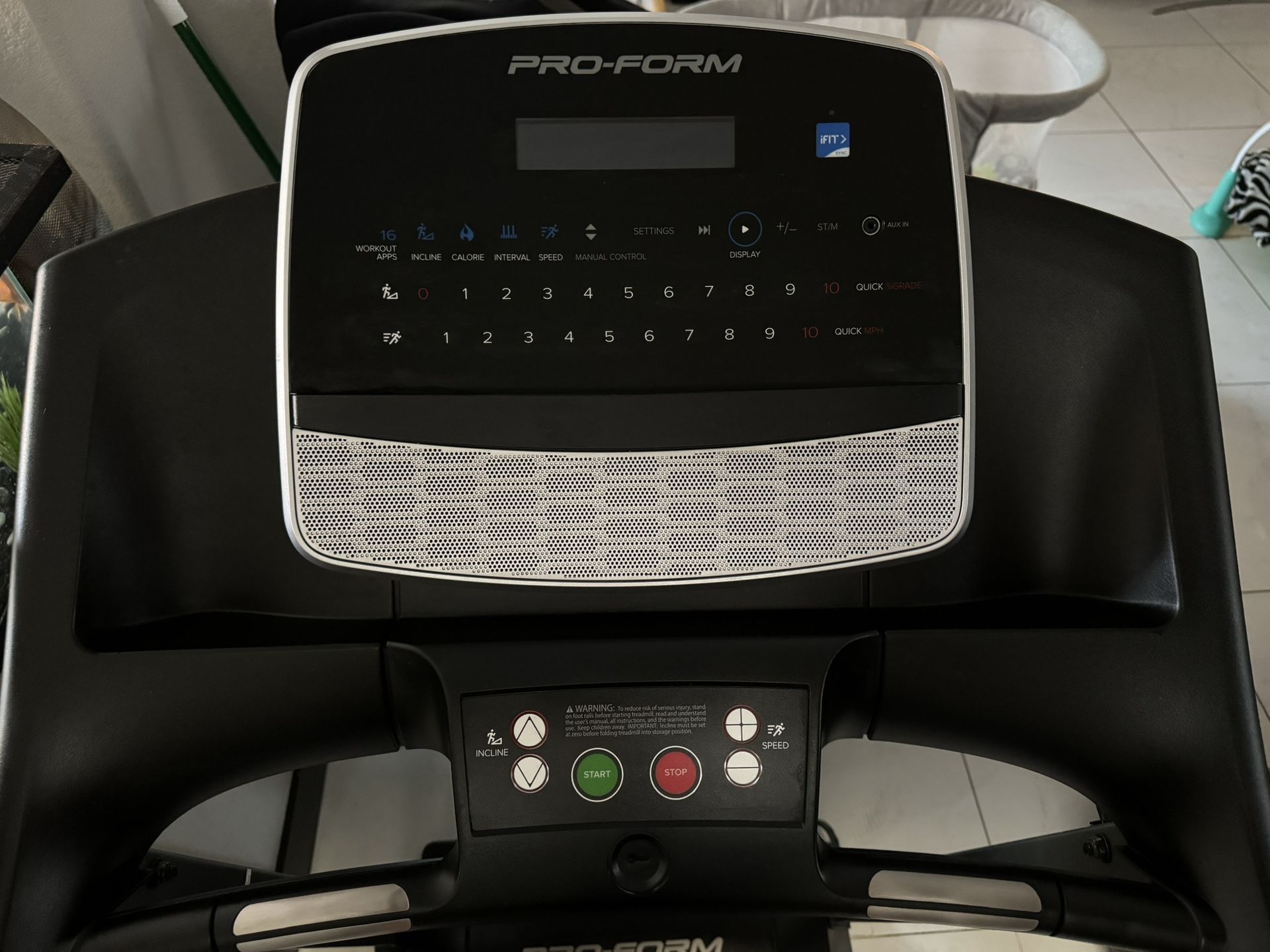 Pro-form 305 CST Treadmill