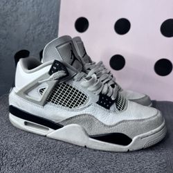 Jordan 4 military black