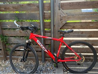 Mountain Bike-Fuji Pro Series