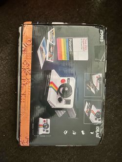 Polaroid camera Lego set