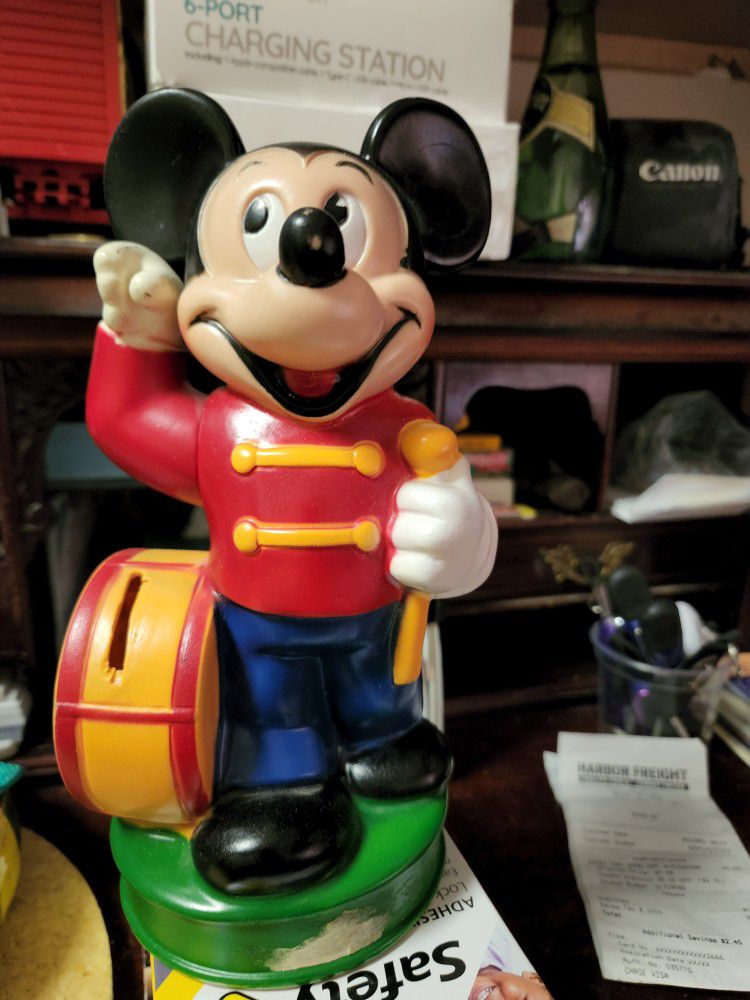 Mickey  Mouse  COLLECTIBLE Bank
