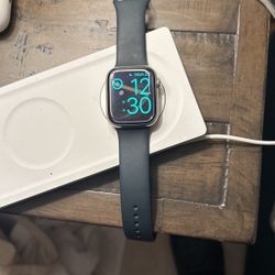 Apple Watch  7 