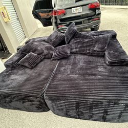 Black modern Sectional 