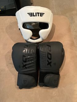 Boxing headgear and gloves