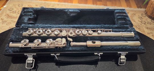 Silver flute