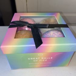 Miss Patisserie Great Ball of Fizz Gift Set bath bombs aromatherapeutic self-car