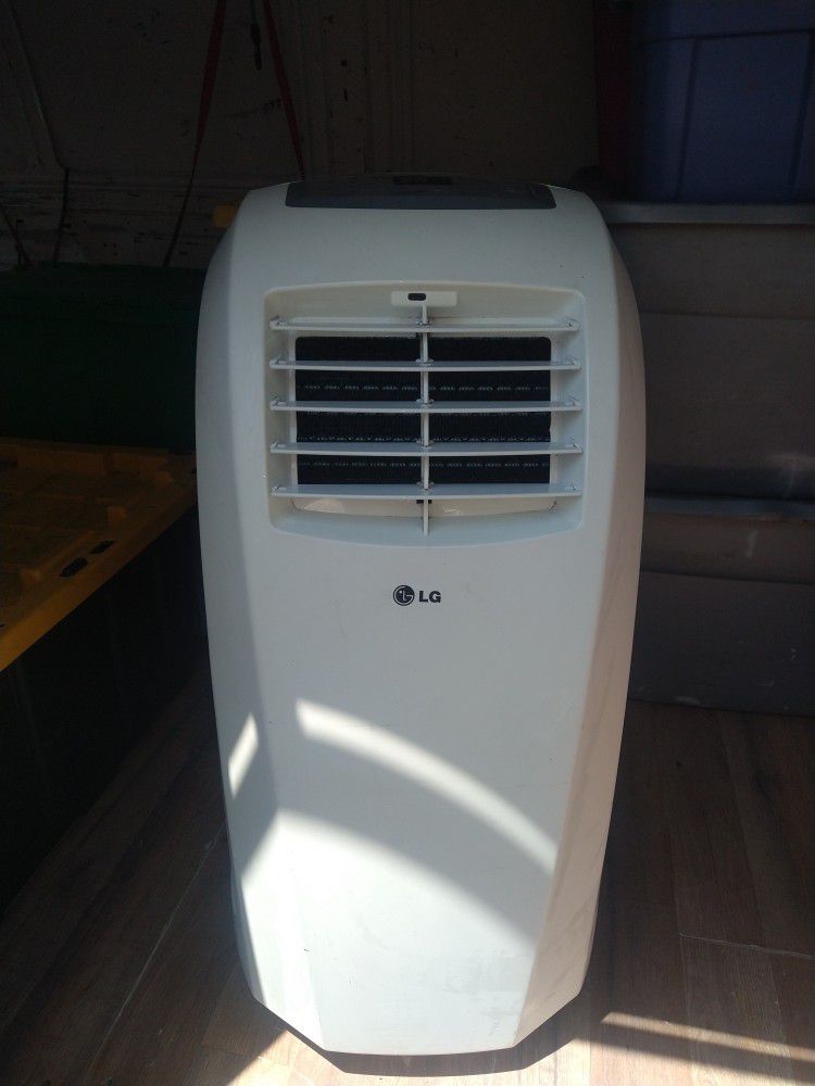 LG 10,000 BTU Portable Air Conditioner 