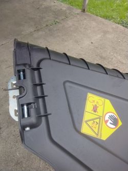 Mower chute