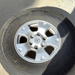 Toyota Wheels 265/70/16 Set Of 4 